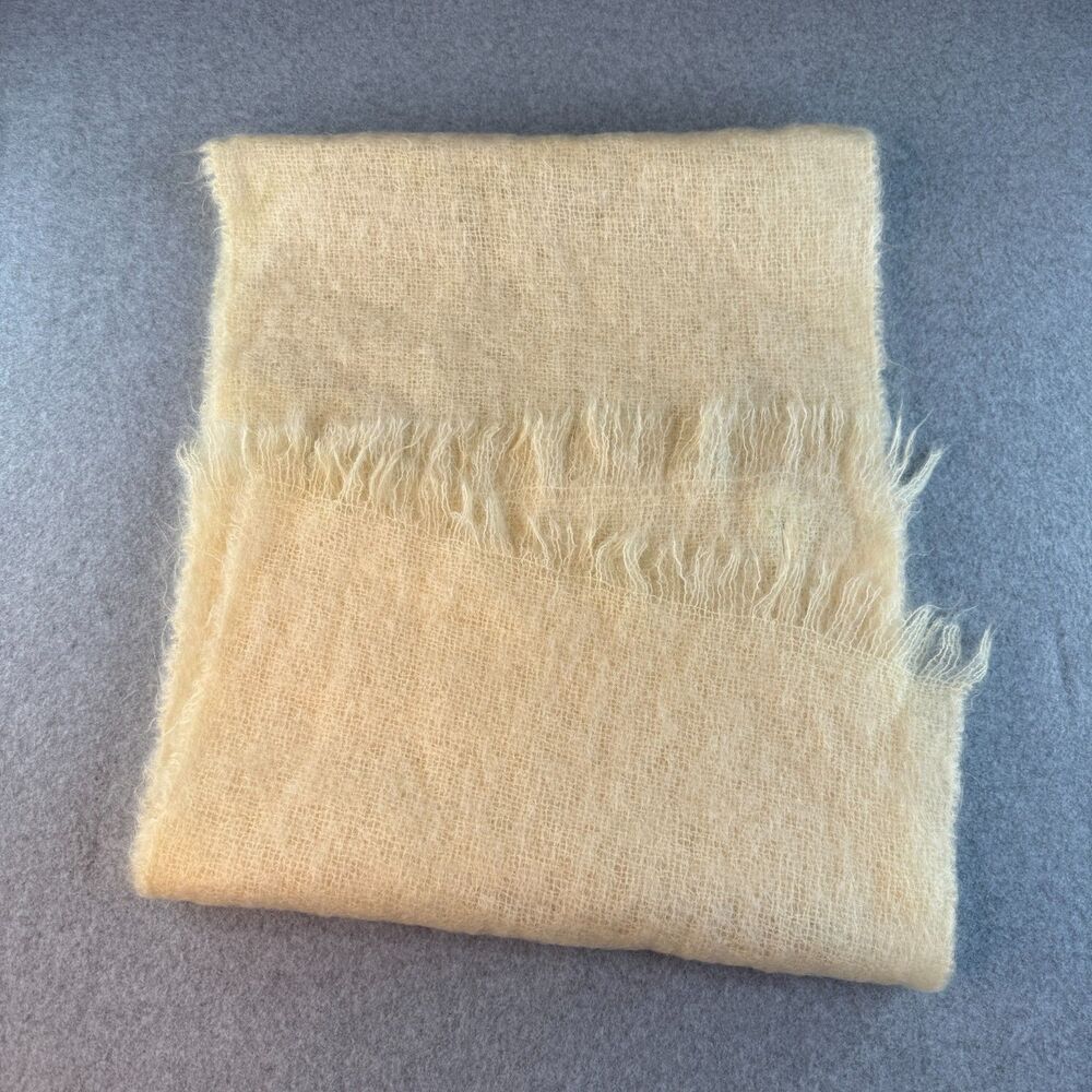 Vintage Heather Brae Ivory Cream Mohair Wool Winter Scarf Shawl Fringe Scotland